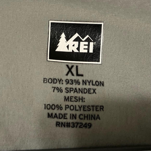 REI Long Sleeve Men Shirt Size XL Outdoors Hiking Adventure Stretch - Picture 2 of 12